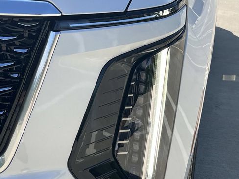 Used 2025 Cadillac Escalade Premium Luxury w/ Touring Package AWD/4WD image 9