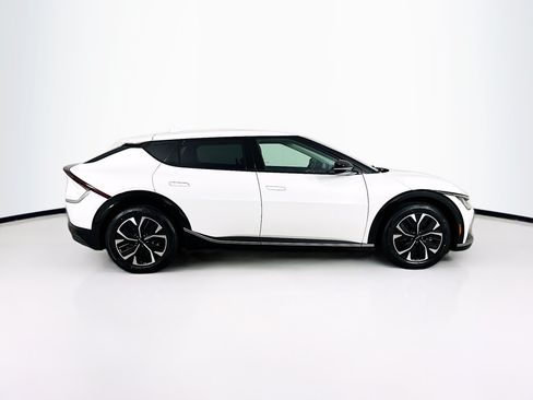 Used 2023 Kia EV6 Wind RWD image 9