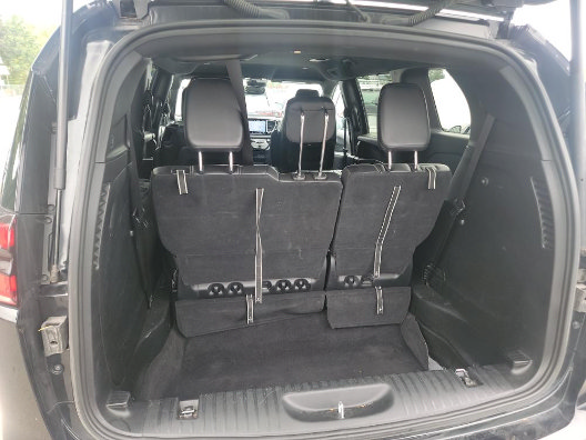 Used 2025 Chrysler Pacifica Select FWD image 16