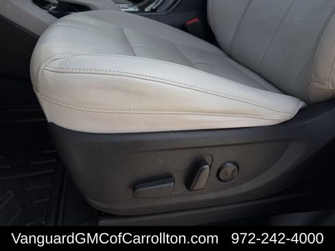 Used 2023 Kia Telluride EX w/ EX Captain's Chair Package FWD image 32