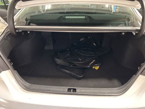 Used 2018 Toyota Camry SE image 24