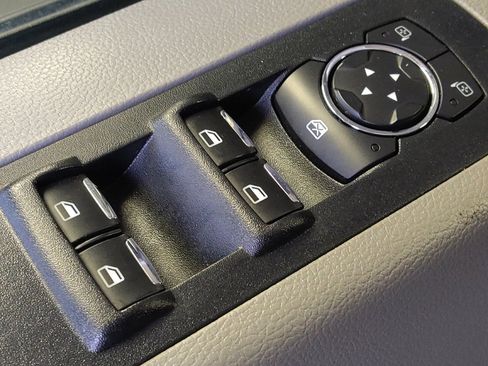 Used 2017 Ford F150 XLT w/ Equipment Group 302A Luxury image 27