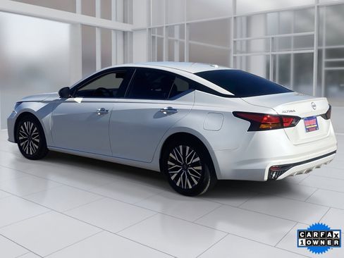 Certified 2024 Nissan Altima 2.5 SV image 4