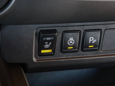 Used 2024 Nissan Frontier SL w/ Technology Package image 20