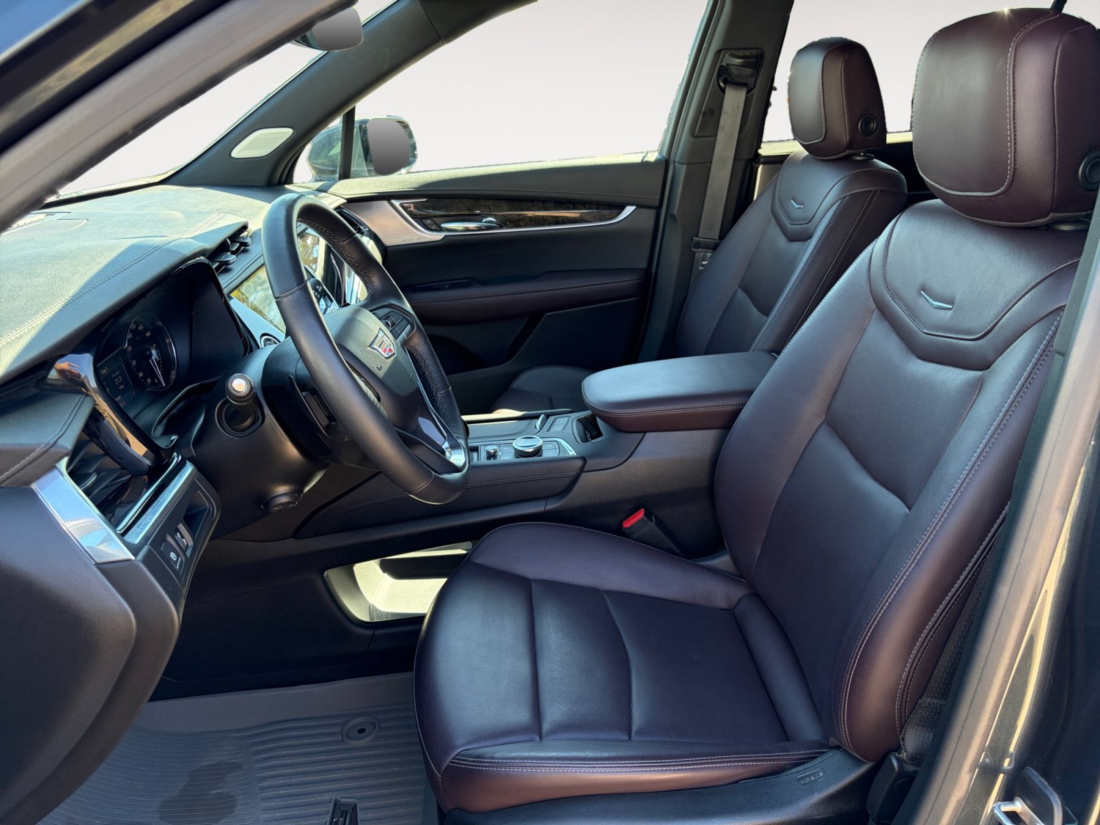 Used 2021 Cadillac XT6 Premium Luxury FWD image 9