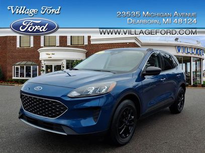 Certified 2022 Ford Escape SE