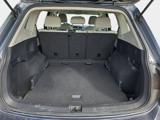 Used 2019 Volkswagen Tiguan S w/ Driver Assistance Package AWD/4WD image 14