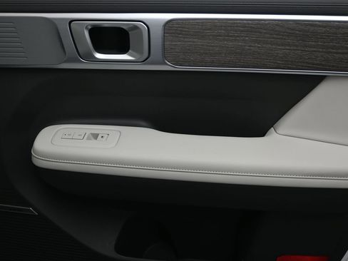 Certified 2025 Hyundai Santa Fe Calligraphy image 10