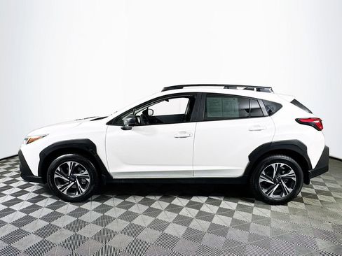 Used 2025 Subaru Crosstrek 2.0i Premium image 4
