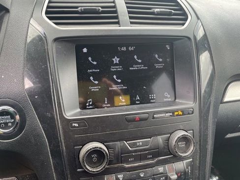 Used 2019 Ford Explorer XLT w/ Equipment Group 202A image 15