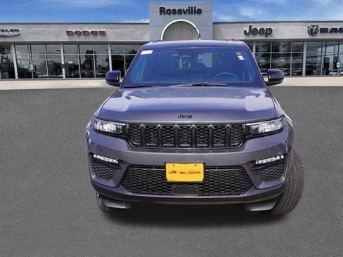 New 2025 Jeep Grand Cherokee Limited w/ Trailer Tow Package image 9