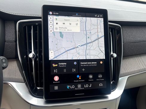 New 2026 Volvo XC90 B6 Ultra w/ Protection Package image 16