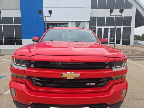 Used 2017 Chevrolet Silverado 1500 LT w/ All Star Edition image 3