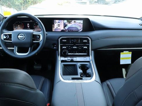 New 2026 Nissan Armada SL image 6