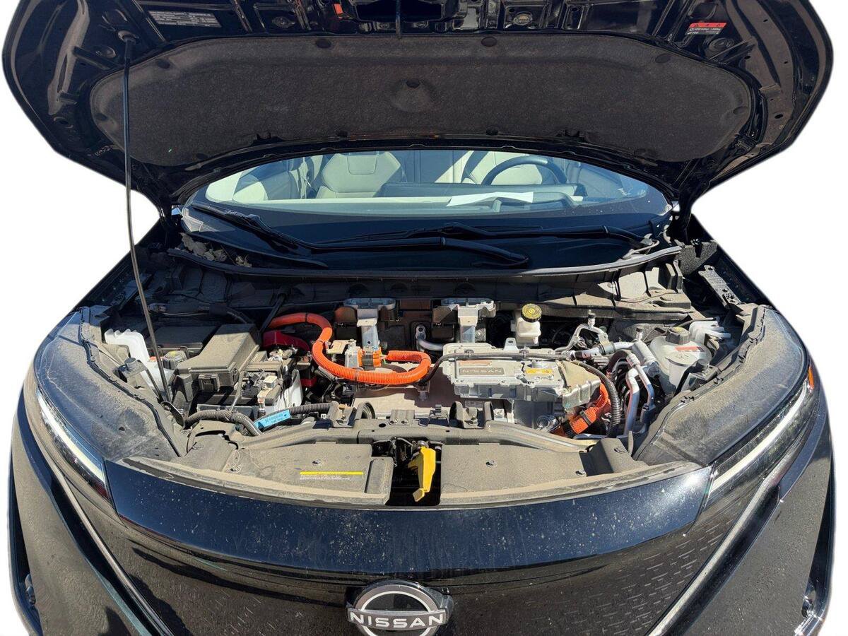 Used 2024 Nissan Ariya AWD image 16