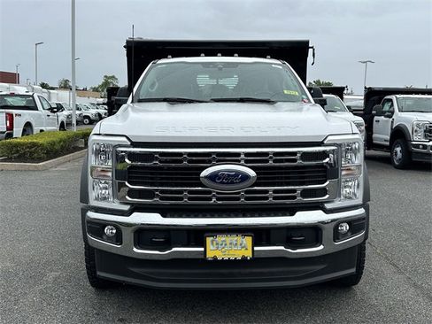 New 2024 Ford F550 4x4 Regular Cab Super Duty image 2