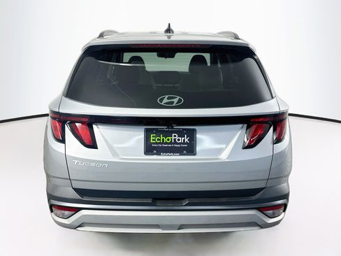 Used 2025 Hyundai Tucson SEL FWD image 7