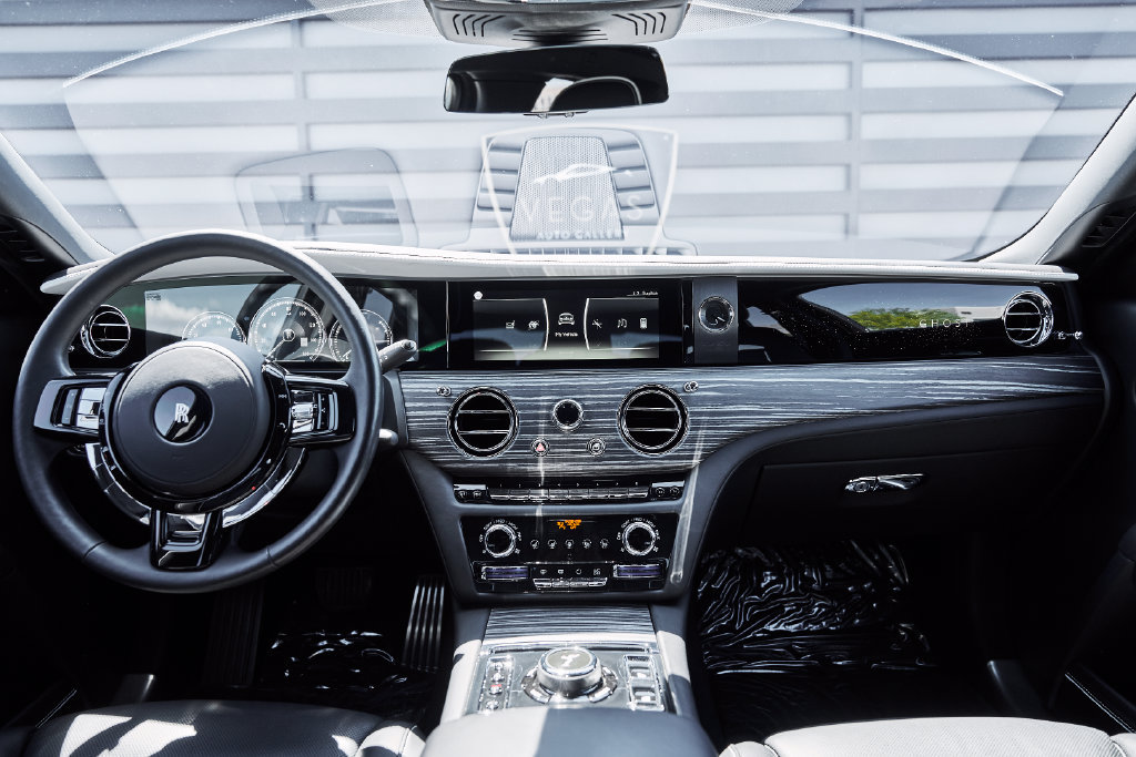 Used 2023 Rolls-Royce Ghost AWD/4WD image 48