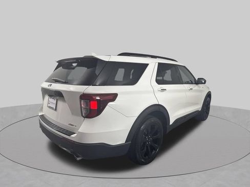 Used 2023 Ford Explorer ST-Line AWD/4WD image 37