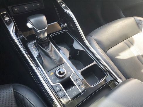 Certified 2021 Kia Sorento SX Prestige image 26