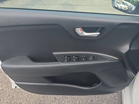 Used 2021 Kia Rio S FWD image 19