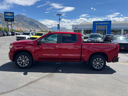 Certified 2022 Chevrolet Silverado 1500 RST AWD/4WD image 13