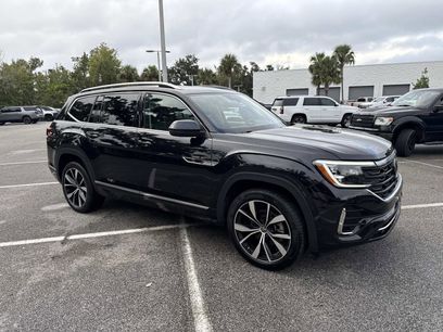 Used 2024 Volkswagen Atlas SEL Premium R-Line