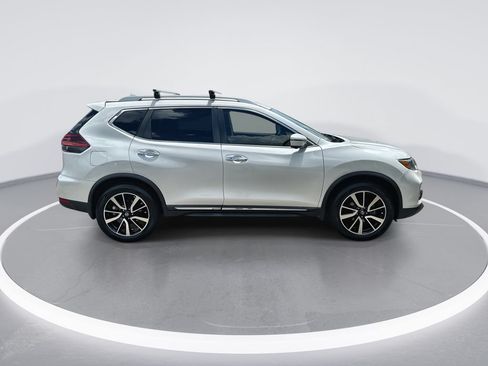 Used 2019 Nissan Rogue SL AWD/4WD image 9