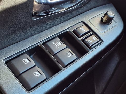 Used 2015 Subaru WRX image 9