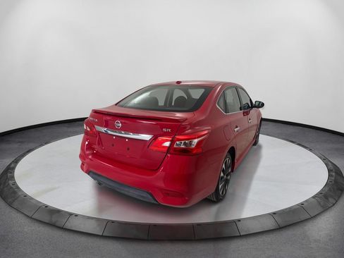 Used 2018 Nissan Sentra SR FWD image 6