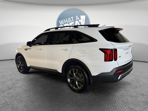 Certified 2022 Kia Sorento X-Line EX AWD/4WD image 6