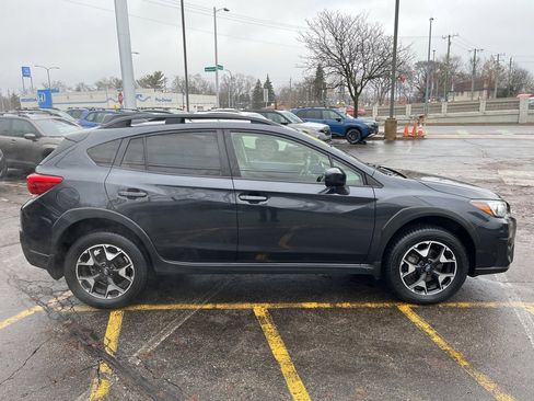 Used 2019 Subaru Crosstrek 2.0i Premium image 4