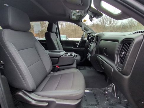 Used 2025 Chevrolet Silverado 2500 Custom w/ Custom Convenience Package image 27