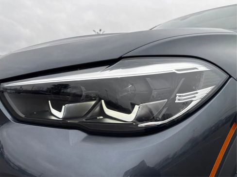 Used 2022 BMW X5 xDrive40i w/ Premium Package image 27