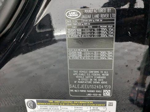 New 2025 Land Rover Defender 110 S image 26