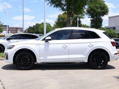 Used 2023 Audi Q5 2.0T Premium Plus w/ Premium Plus Package AWD/4WD image 3