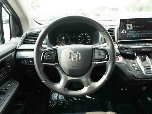 Used 2025 Honda Odyssey EX-L image 21