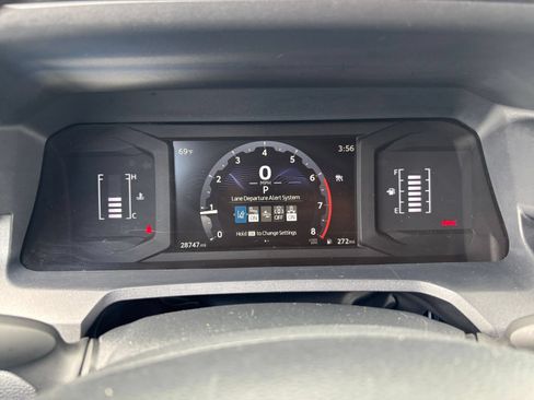 Used 2025 Toyota 4Runner SR5 RWD image 38