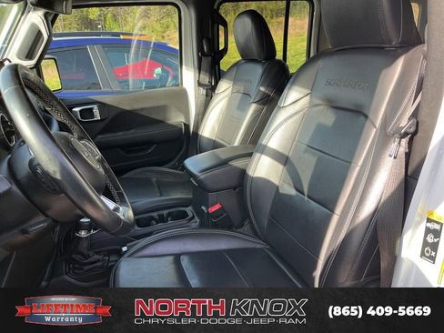 Used 2021 Jeep Wrangler Unlimited Sahara image 7