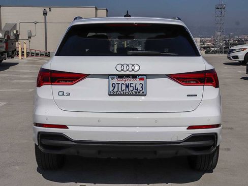 Used 2025 Audi Q3 2.0T Premium w/ Convenience Package image 5