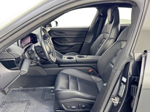 Used 2023 Porsche Taycan 4S w/ Technology Package image 17