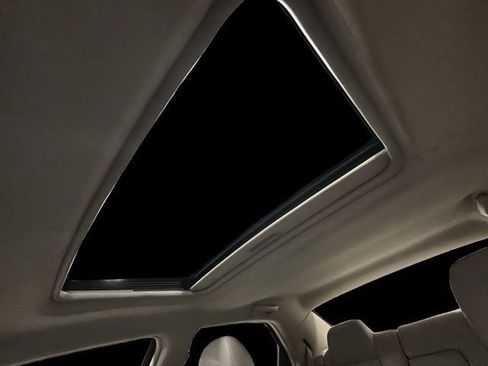 Used 2006 Chrysler 300 C image 3