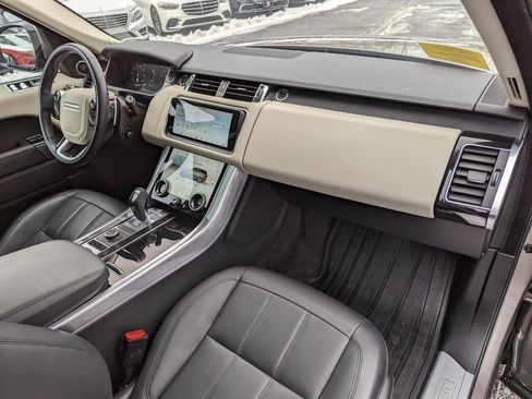 Used 2021 Land Rover Range Rover Sport HSE Silver Edition image 32