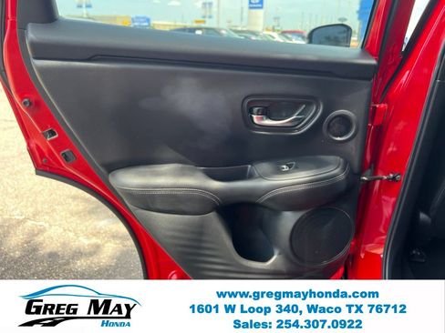 Used 2025 Honda HR-V EX-L image 17
