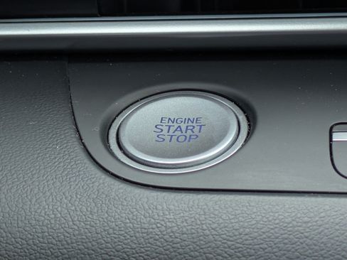 Certified 2024 Hyundai Elantra Blue FWD image 27