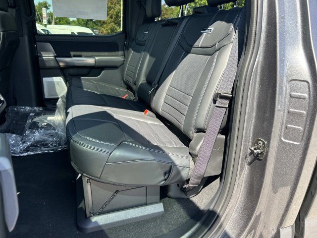 New 2026 Ford F250 Platinum AWD/4WD image 21