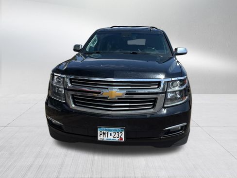 Used 2017 Chevrolet Suburban Premier AWD/4WD image 2
