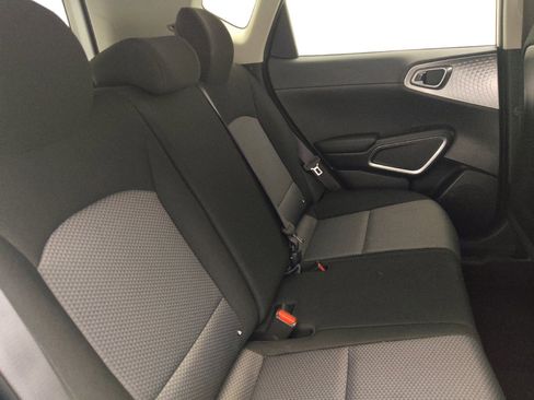 Used 2022 Kia Soul LX FWD image 19