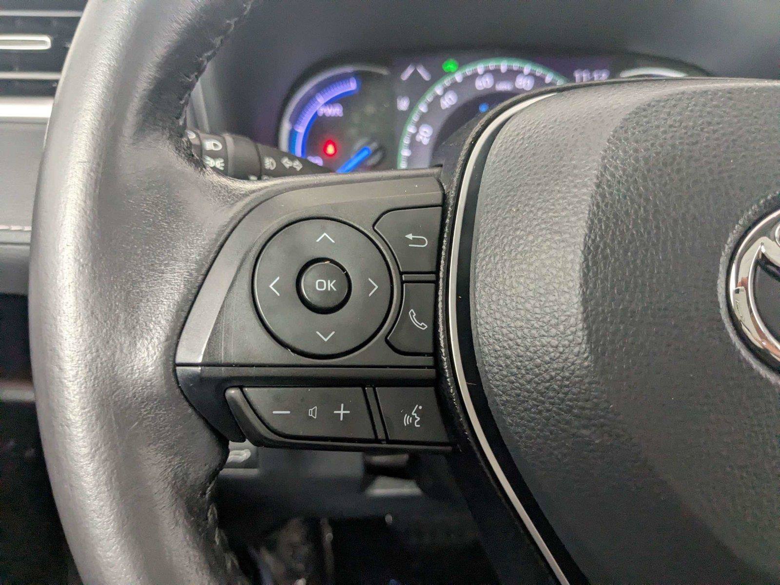 Used 2021 Toyota RAV4 Limited AWD/4WD image 18