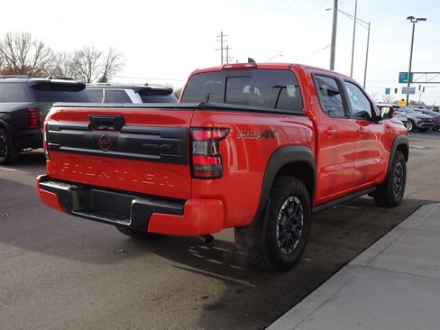 Used 2025 Nissan Frontier PRO-4X image 7